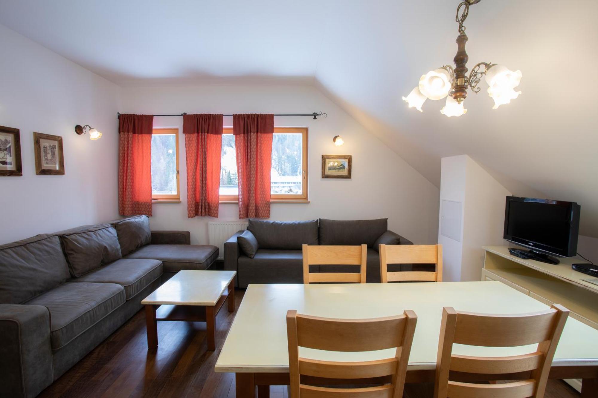 Apartments Telemark Kranjska Gora Phòng bức ảnh