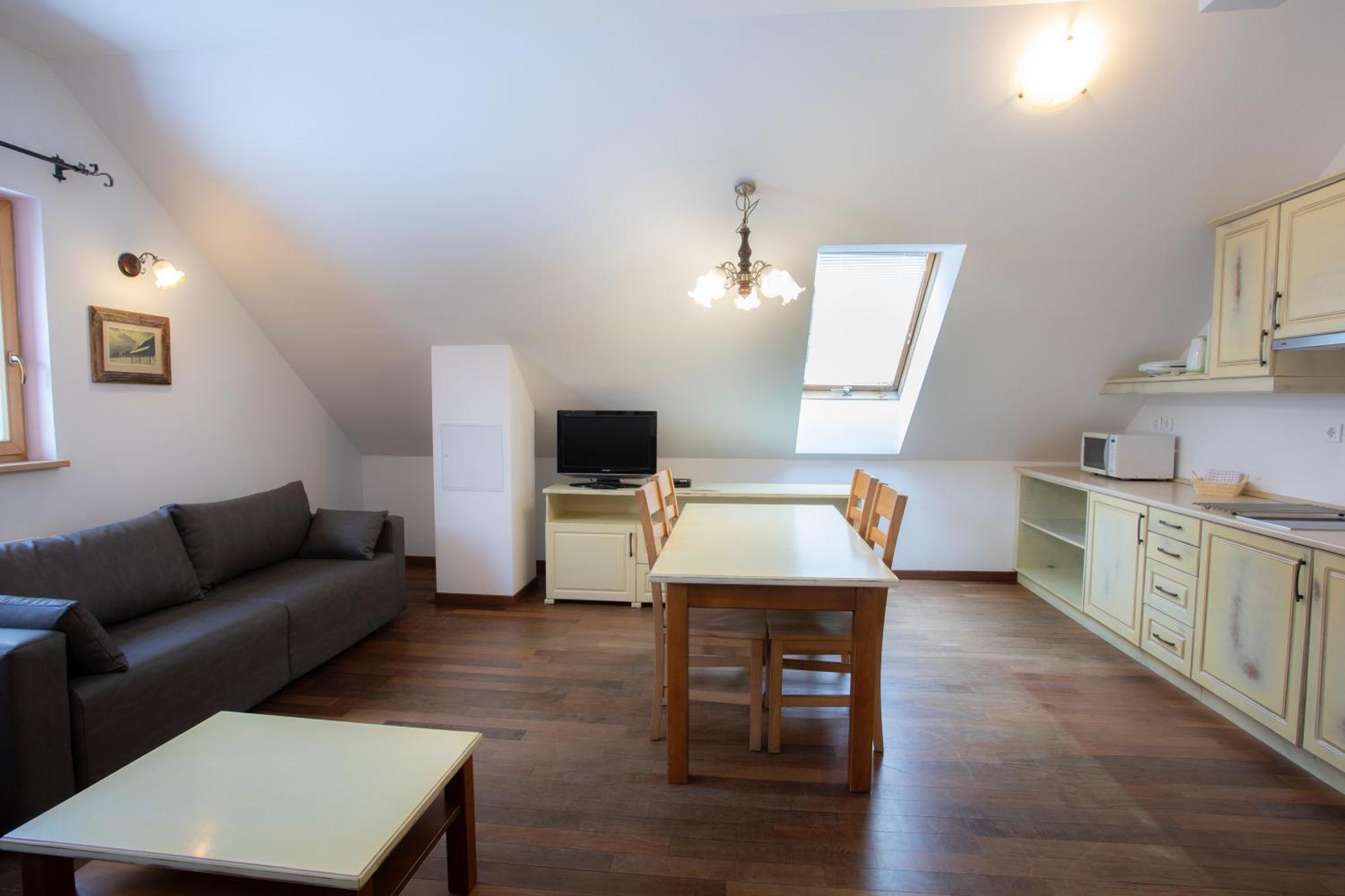 Apartments Telemark Kranjska Gora Phòng bức ảnh